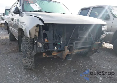 2000 Chevrolet Silverado 2500 Ls from USA, damaged, VIN 1GCGK24U7YE193554